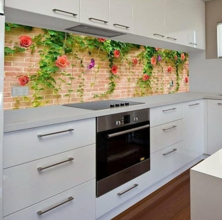 کاشی سه بعدی بین کابینتی در آشپزخانه